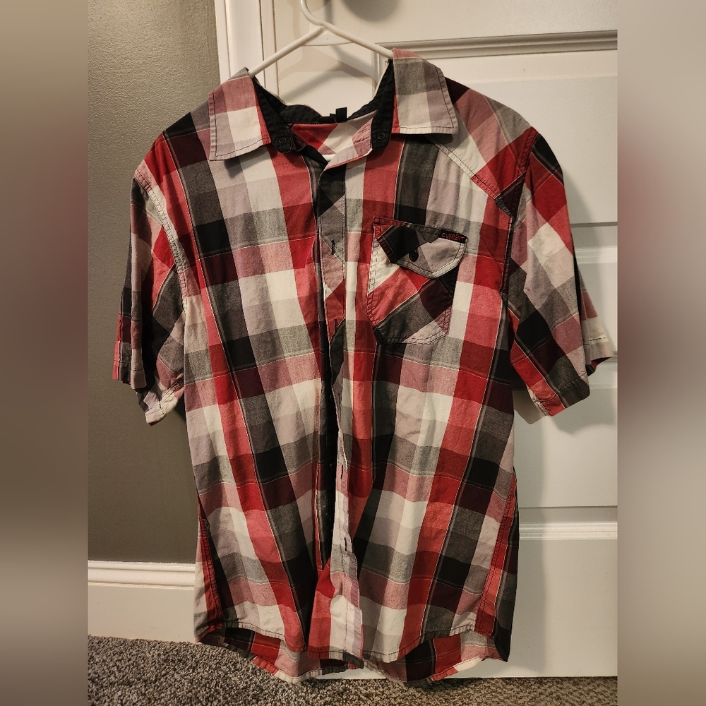 Octan Current Mens Size L Red/Black/White Plaid Short Sleeve Button Down Shirt